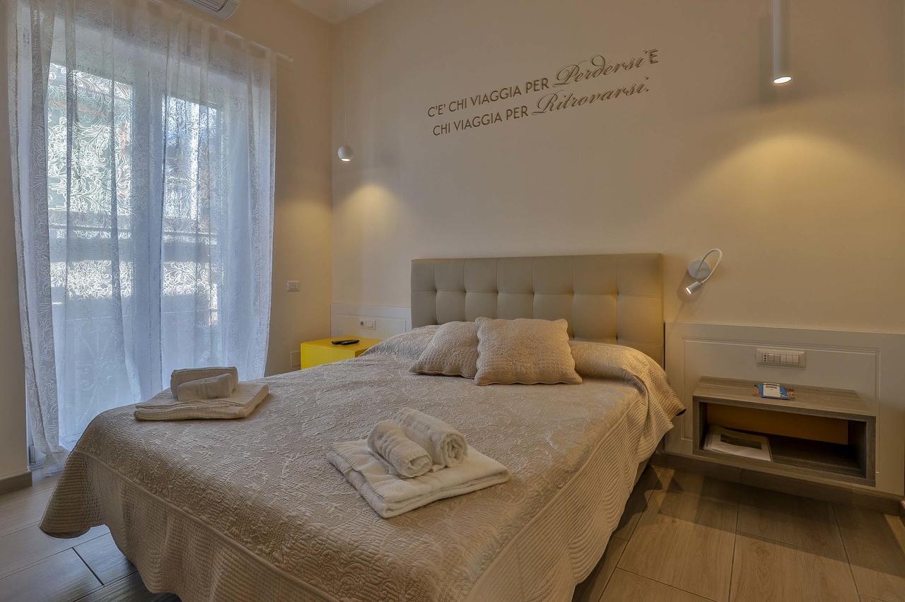 Residenza Eleonora Bed and Breakfast Salerno Eksteriør billede