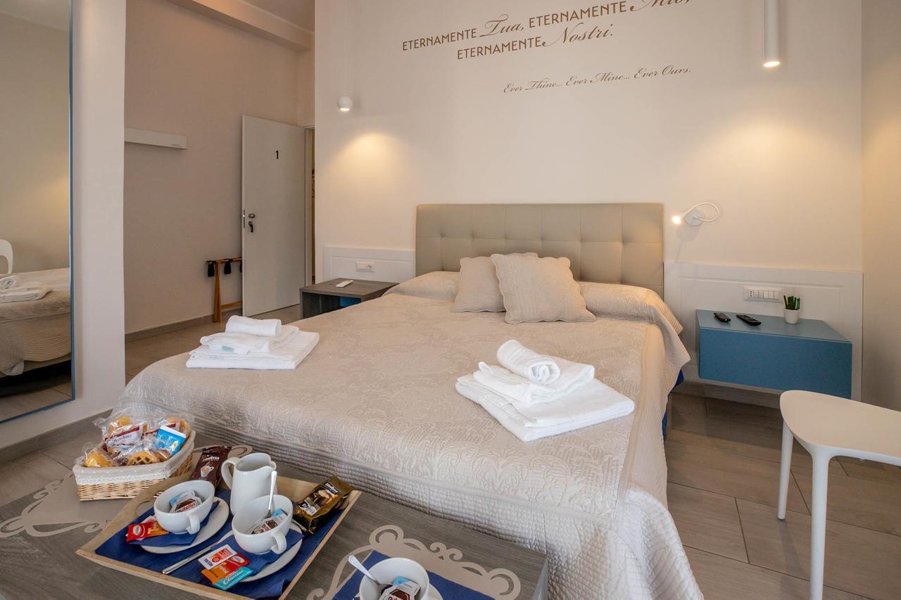 Residenza Eleonora Bed and Breakfast Salerno Eksteriør billede