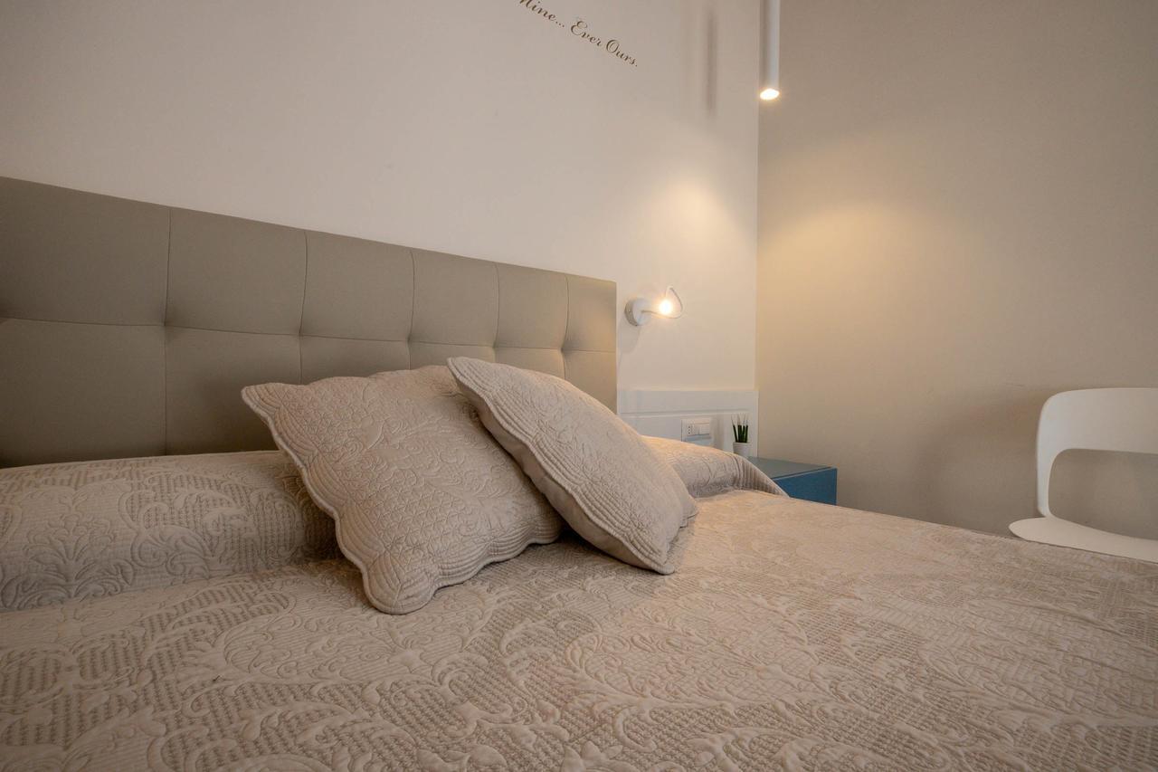 Residenza Eleonora Bed and Breakfast Salerno Eksteriør billede