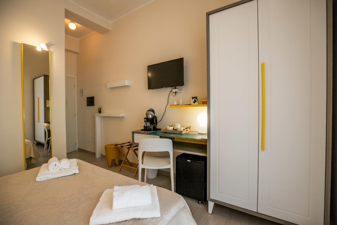 Residenza Eleonora Bed and Breakfast Salerno Eksteriør billede